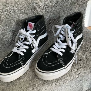Vans Sk8 hi sz 6 men; 7.5 women